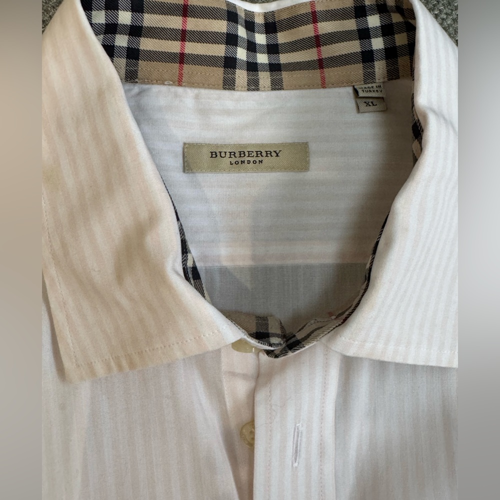 Burberry Men's Striped White Shirt with Check Cuffs - Picture 2 of 12